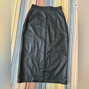 Black Diagonal Pieced Leather Skirt. Sz 10